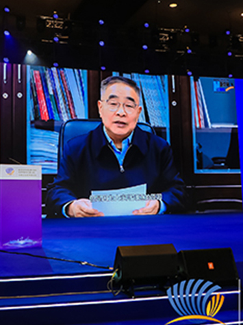 張伯禮勉勵企業家:勇擔時代責任