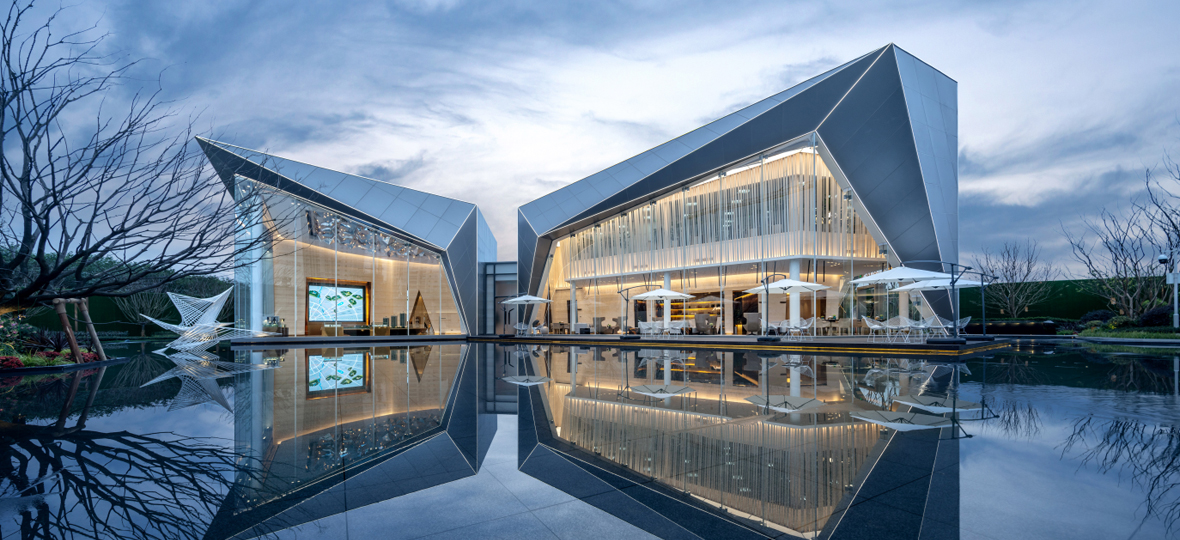 2019年是中國奧園發展史上一個重要里程碑,奮進新時代,筑夢新奧園。積極履行企業應承擔的社會責任,為客戶乃至社會“構筑健康生活”。