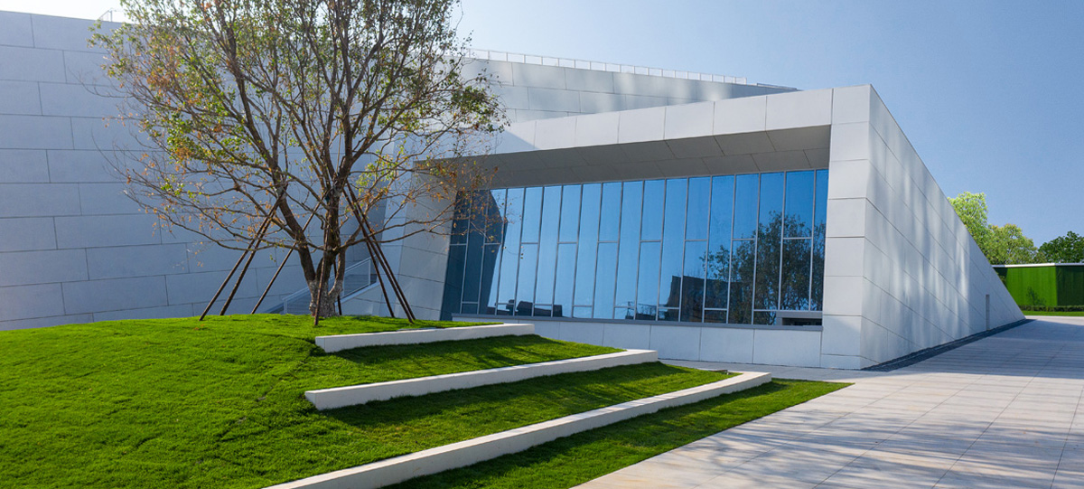 CBD將老的建筑利用，新的建筑營(yíng)造并存，增加城市活力