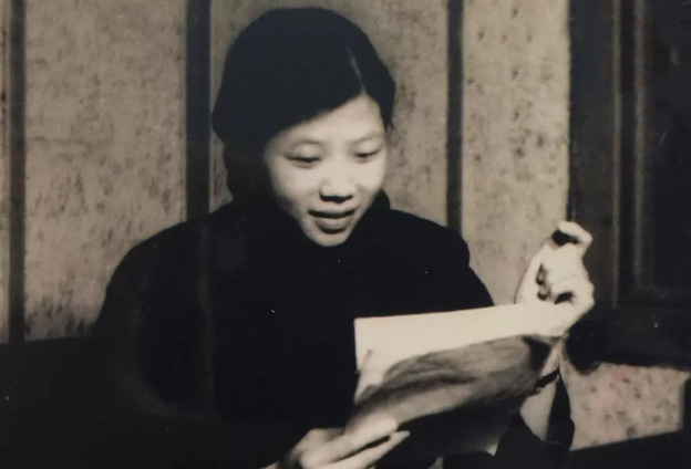 普通話推廣的重要時期，讀音以電臺為準(zhǔn)，播音員崗位責(zé)任重大，必須以身作則，多問出處。