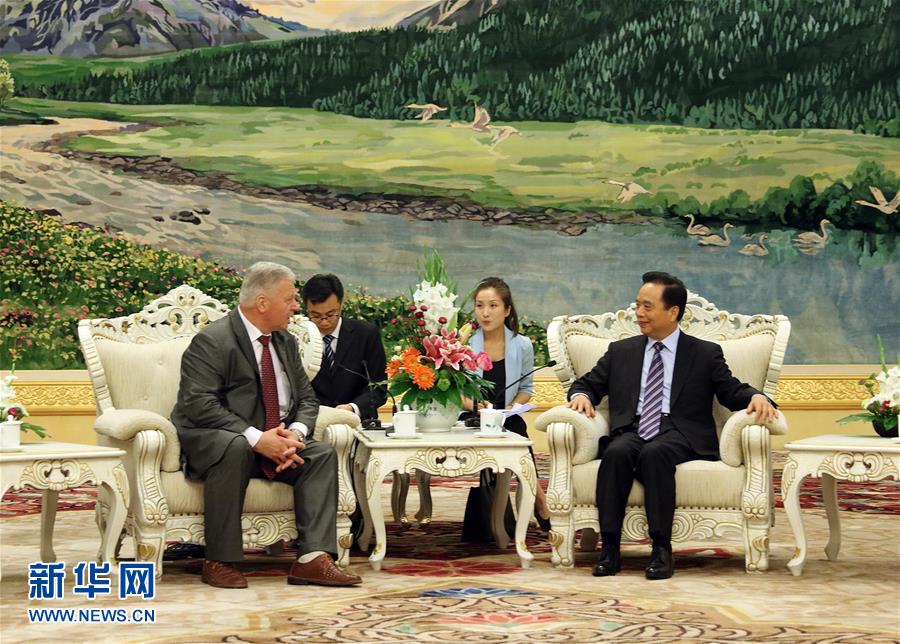 (XHDW)李建國(guó)會(huì)見俄羅斯獨(dú)立工聯(lián)代表團(tuán)