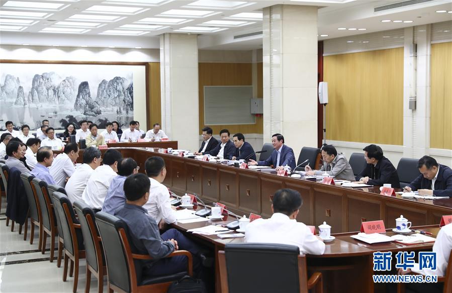 9月21日，中宣部在北京召開(kāi)中央媒體駐外機(jī)構(gòu)外宣工作座談會(huì)。中共中央政治局委員、中央書(shū)記處書(shū)記、中宣部部長(zhǎng)劉奇葆出席座談會(huì)并講話。新華社記者 謝環(huán)馳 攝 