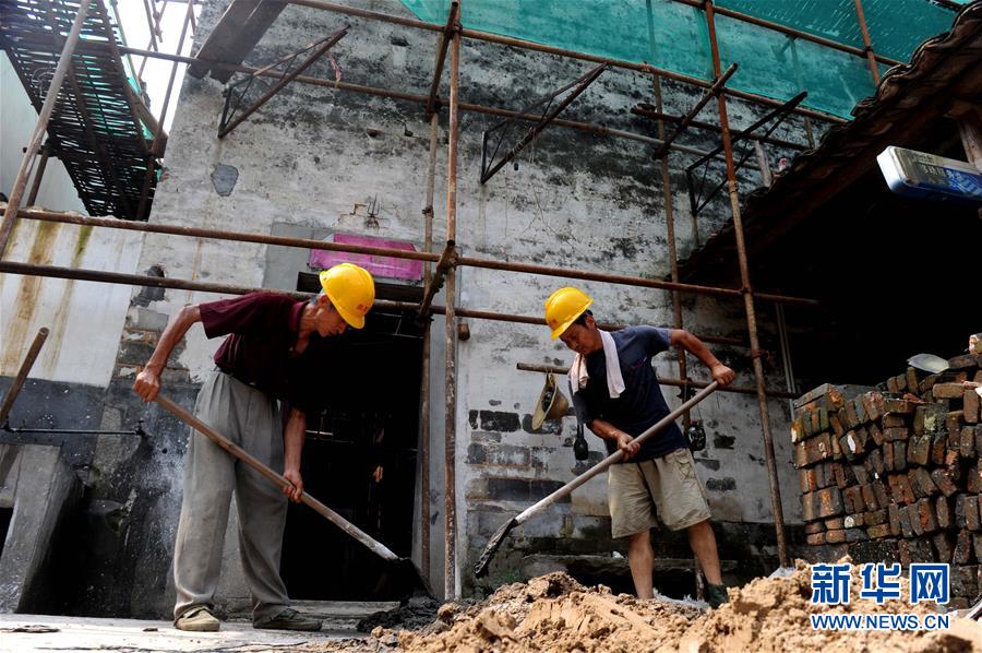 （新華全媒頭條&middot;搶救古民居&middot;圖文互動）（6）當(dāng)古民居遇上城鎮(zhèn)化，如何留住鄉(xiāng)愁？