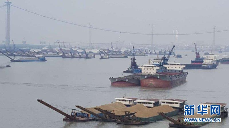 （大江奔流&mdash;&mdash;來自長江經濟帶的報道&middot;圖文互動）（6）登岳陽樓，又見&ldquo;浩浩湯湯&rdquo;