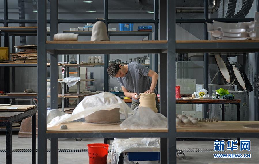 （新華全媒頭條&middot;圖文互動）（8）千年窯火中的&ldquo;復興密碼&rdquo;&mdash;&mdash;景德鎮新觀察