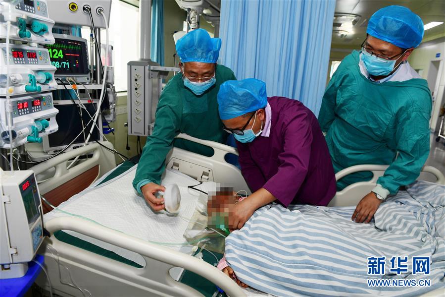 （新華全媒頭條&middot;圖文互動）（12）有一絲希望，就盡百倍努力&mdash;&mdash;貴州水城&ldquo;7&middot;23&rdquo;特大山體滑坡72小時救援紀實