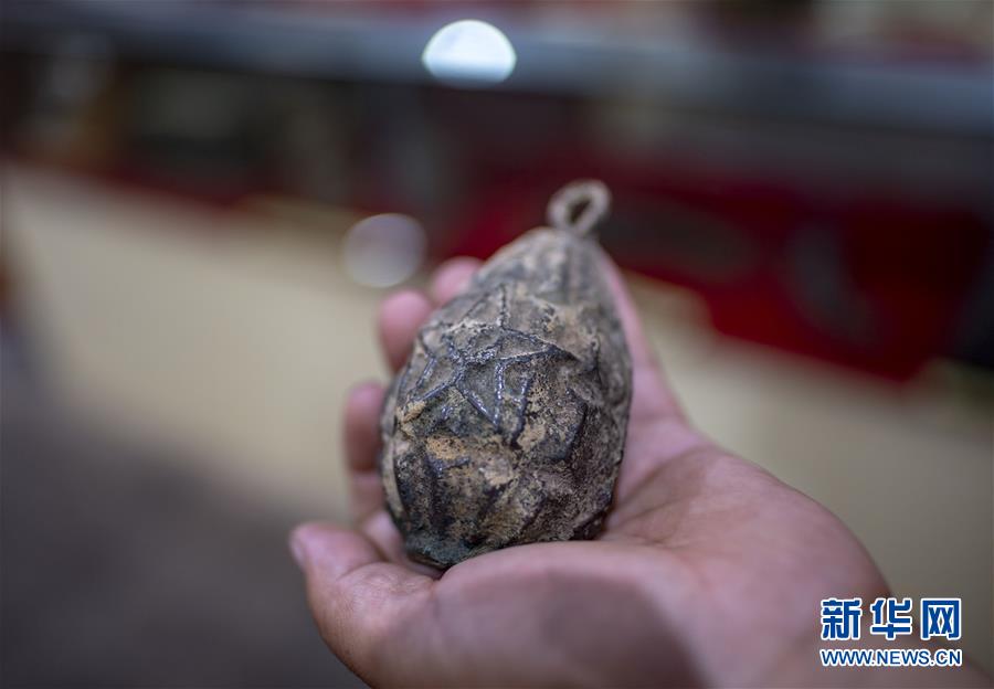 （壯麗70年&middot;奮斗新時(shí)代&mdash;&mdash;記者再走長征路&middot;圖文互動）（5）赤子心紅色情&mdash;&mdash;潘庭宏的紅色收藏之路