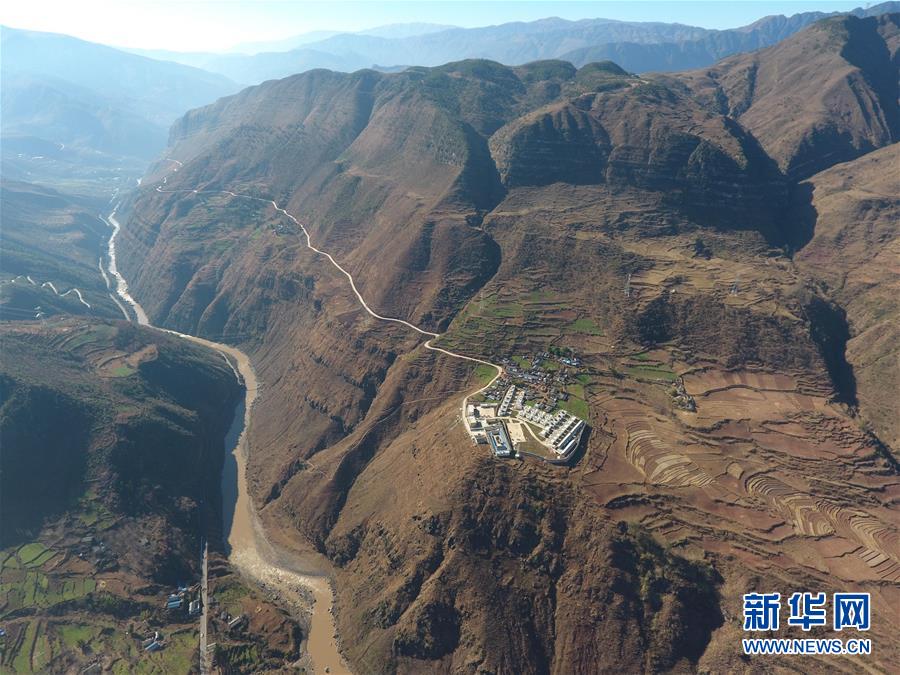 （壯麗70年&middot;奮斗新時代&mdash;&mdash;共和國發展成就巡禮&middot;圖文互動）（10）治蜀往事激越 興川今朝豪邁&mdash;&mdash;新中國成立70年四川發展巡禮