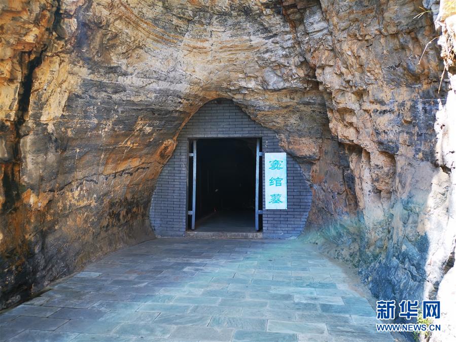 (新華調(diào)查·新中國(guó)考古重大發(fā)現(xiàn)·圖文互動(dòng))(2)滿城漢墓:點(diǎn)一盞長(zhǎng)信宮燈,看不盡金縷玉衣