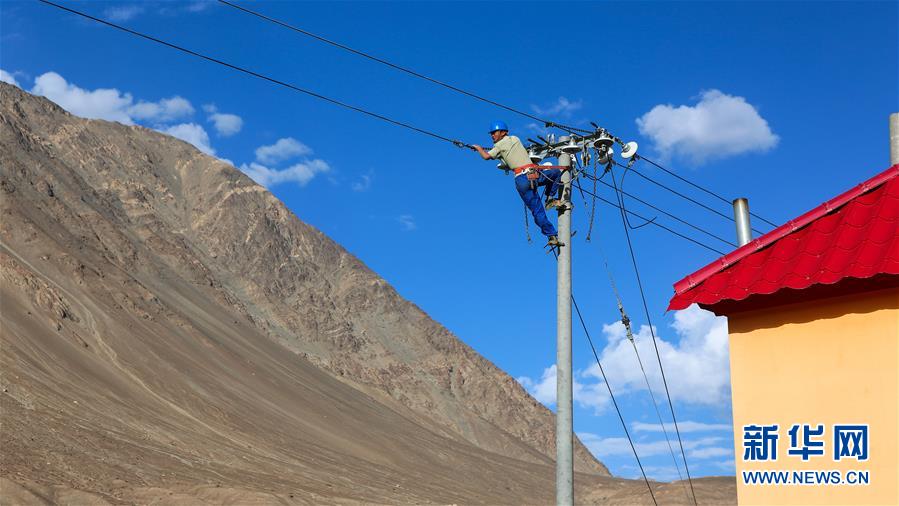 （決戰決勝脫貧攻堅&middot;圖文互動）（3）&ldquo;云端上的縣城&rdquo;脫貧記