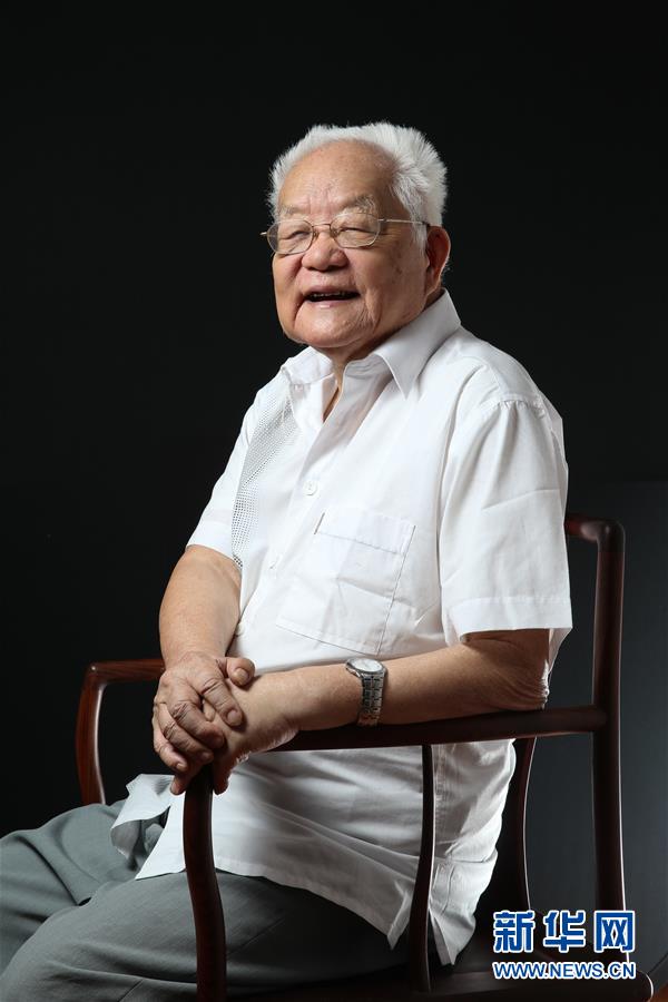 （壯麗70年&middot;奮斗新時(shí)代&mdash;&mdash;共和國(guó)榮光&middot;圖文互動(dòng)）（1）吳文俊：創(chuàng)&ldquo;中國(guó)方法&rdquo;，尋數(shù)學(xué)之&ldquo;道&rdquo;