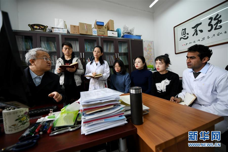 （在習(xí)近平新時(shí)代中國特色社會主義思想指引下&mdash;&mdash;新時(shí)代新作為新篇章&middot;總書記關(guān)切開放事&middot;圖文互動(dòng)）（1）來中國&ldquo;學(xué)種地&rdquo;的&ldquo;洋學(xué)生&rdquo;