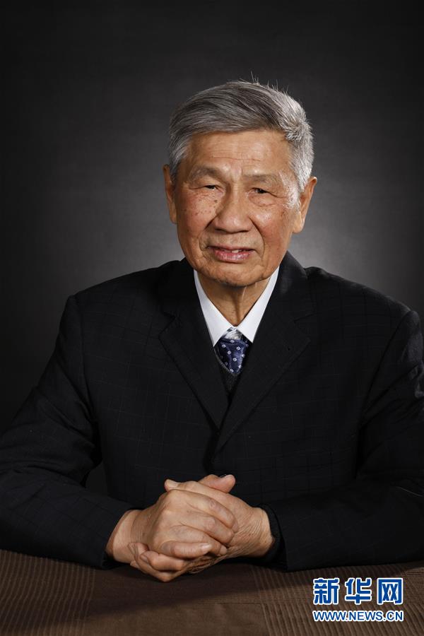 （今日關(guān)注·科技獎(jiǎng)勵(lì)大會(huì)·圖文互動(dòng)）（1）曾慶存：勇攀氣象科學(xué)之巔，他讓天氣預(yù)報(bào)越來(lái)越精準(zhǔn)