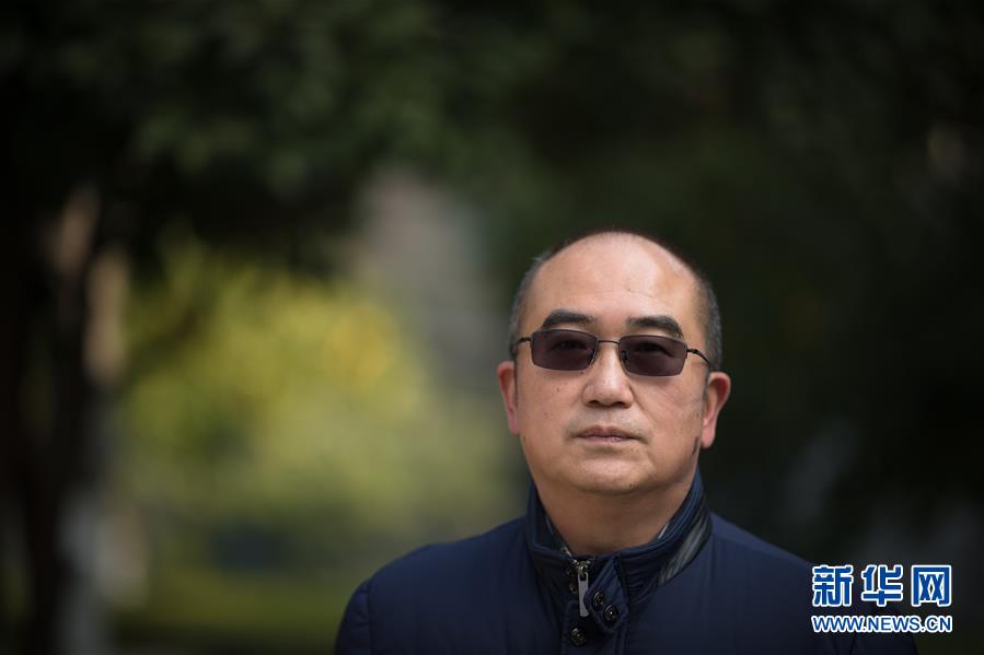 （新華全媒頭條&middot;聚焦疫情防控&middot;圖文互動）（4）拼漸凍生命 與疫魔競速&mdash;&mdash;記疫情&ldquo;風暴眼&rdquo;中武漢金銀潭醫院院長張定宇