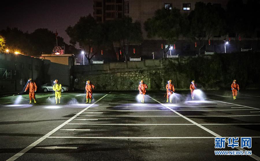 （新華全媒頭條）（12）&ldquo;疫&rdquo;線閃耀&ldquo;火焰藍&rdquo;&mdash;&mdash;記奮戰湖北抗疫一線的消防救援隊伍