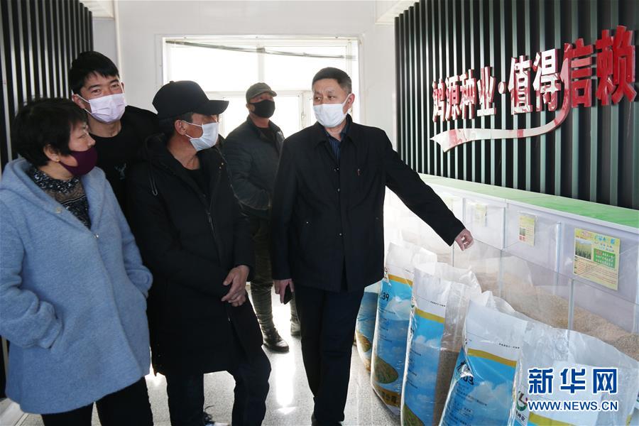 （新華全媒頭條&middot;圖文互動）（1）特殊時期，他們這樣履職&mdash;&mdash;全國人大代表這個春天在行動