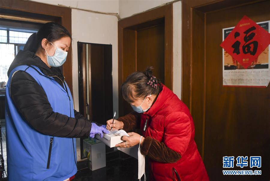 （習近平致敬的戰&ldquo;疫&rdquo;英雄&middot;社區工作者篇&middot;圖文互動）（2）他們，堅守一線戰風雨