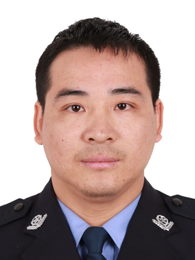 （一線抗疫群英譜&middot;圖文互動）守護鄉親 不負青春&mdash;&mdash;追憶倒在抗疫一線的湖南邵陽輔警王調兵