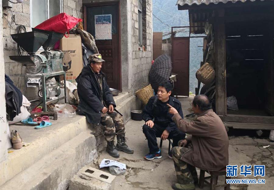 （在習近平新時代中國特色社會主義思想指引下&mdash;&mdash;新時代新作為新篇章&middot;習近平總書記關切事&middot;圖文互動）（5）啃下最后的硬骨頭&mdash;&mdash;脫貧攻堅掛牌督戰進行時