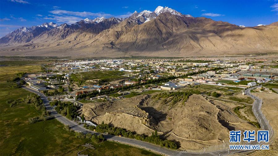 （新華全媒頭條&middot;圖文互動）（2）飛吧，&ldquo;帕米爾雄鷹&rdquo;！