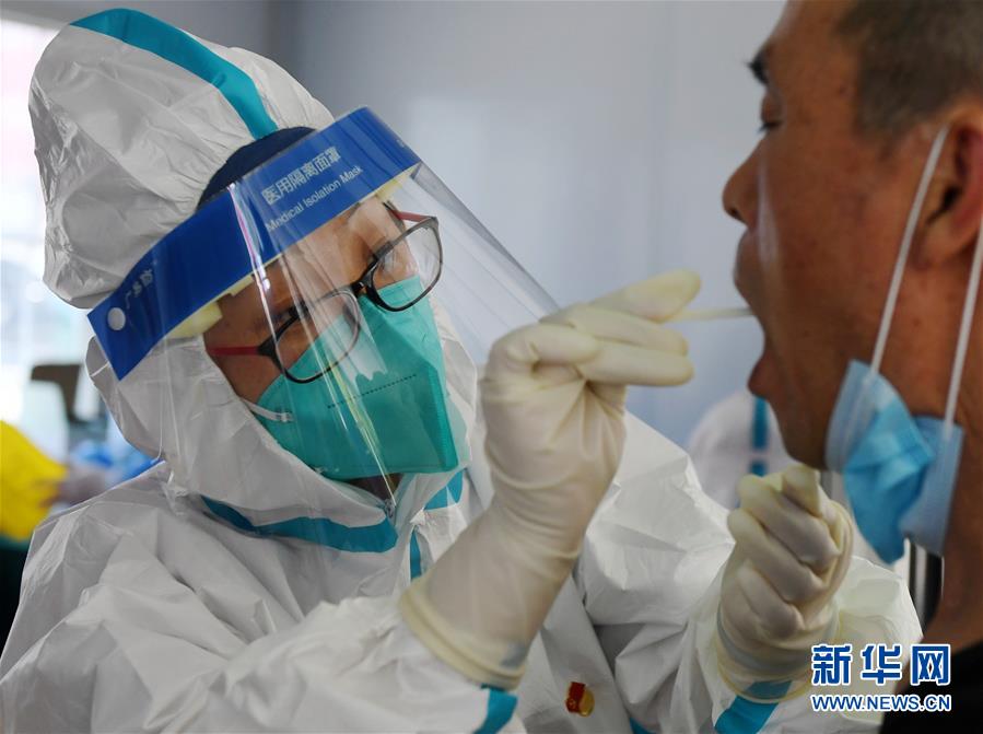 （新華全媒頭條&middot;圖文互動）（7）首都再戰(zhàn)&ldquo;疫&rdquo;，難忘40天&mdash;&mdash;寫在北京應(yīng)急響應(yīng)級別降級之際 