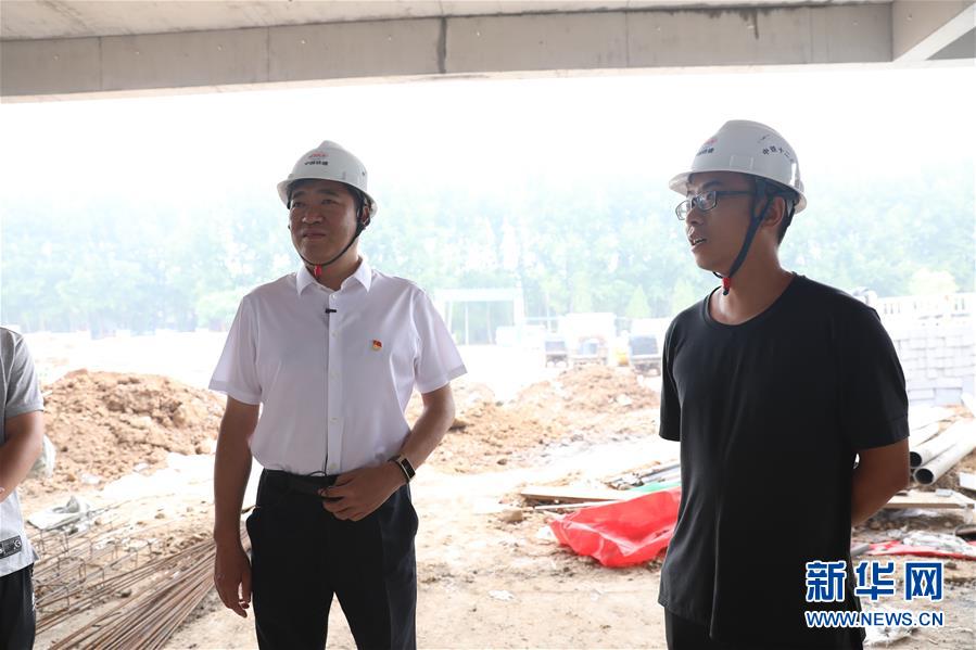 （新華全媒頭條&middot;走向我們的小康生活&middot;圖文互動）（6）我們村里的年輕人&mdash;&mdash;賈家莊追求美好生活的&ldquo;動力源泉&rdquo;