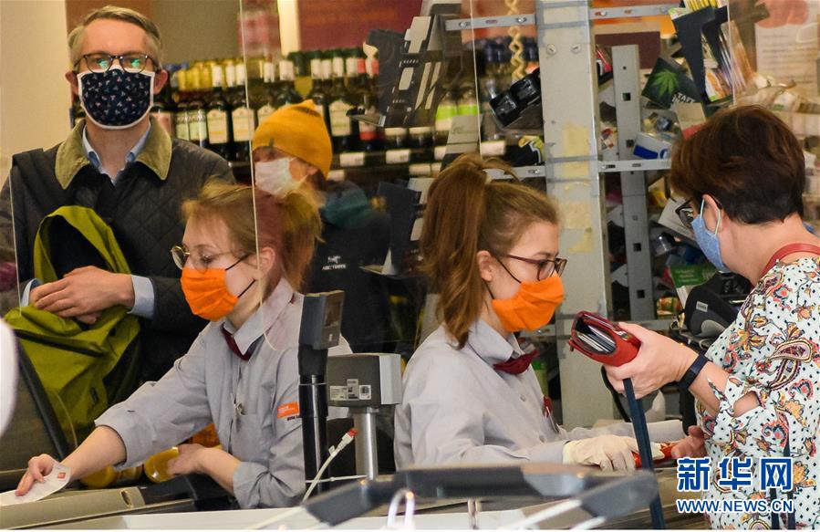 （國(guó)際&middot;圖文互動(dòng)）（1）特稿：穿越寒暑 無(wú)問(wèn)西東&mdash;&mdash;寫在新冠疫情構(gòu)成&ldquo;國(guó)際關(guān)注的突發(fā)公共衛(wèi)生事件&rdquo;半年之際