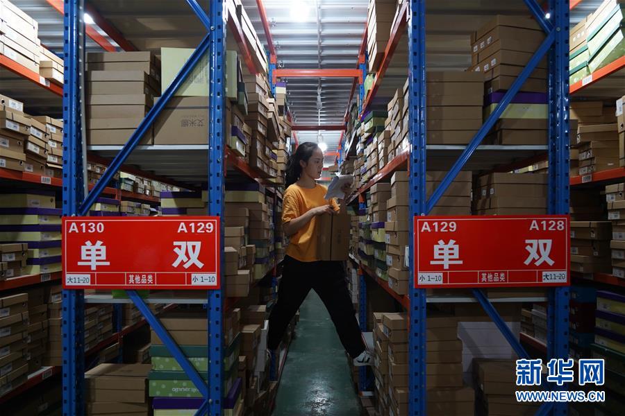 （民生直通車&middot;圖文互動）（5）生產線&ldquo;突圍&rdquo; 創新領跑&ldquo;下一站&rdquo;&mdash;&mdash;&ldquo;中國女鞋之都&rdquo;轉型升級之路