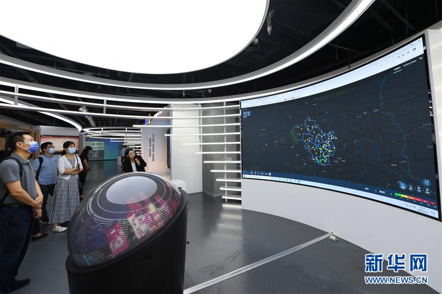 (新華全媒頭條·圖文互動)(8)“繡”出古都新生活——城市精細化治理的北京探索