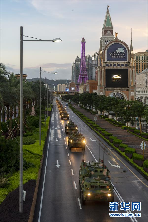 （在習(xí)近平強(qiáng)軍思想指引下&middot;我們?cè)趹?zhàn)位報(bào)告&middot;圖文互動(dòng)）（3）駐澳門部隊(duì)：濠江之畔，最可愛(ài)的人