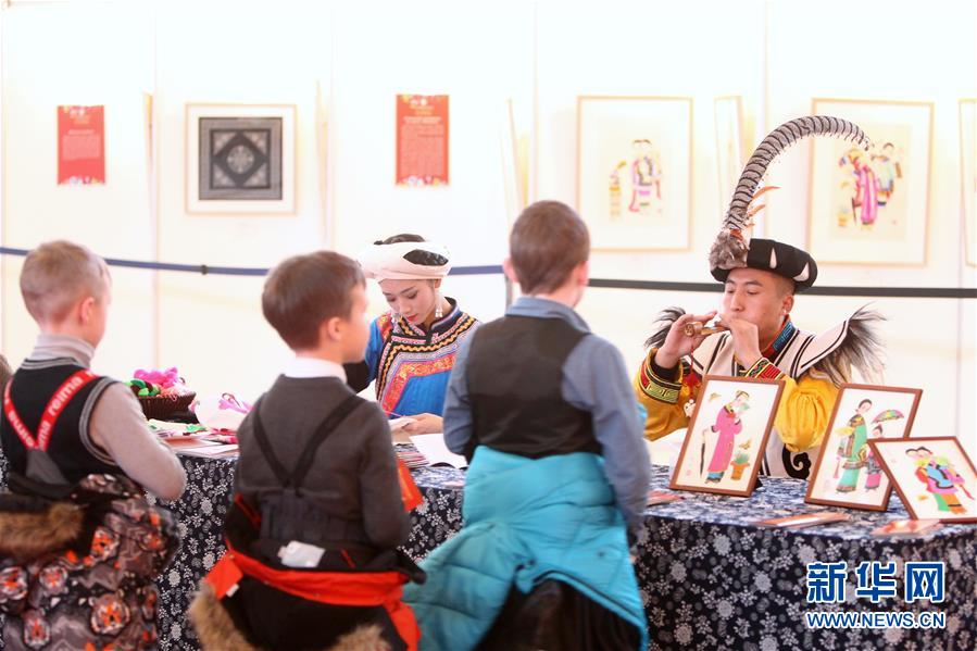 （新華全媒頭條&middot;出訪&middot;側記&middot;圖文互動）（4）你好老朋友！開啟新時代！&mdash;&mdash;習近平主席和普京總統引領中俄全面戰略協作伙伴關系邁入新時代