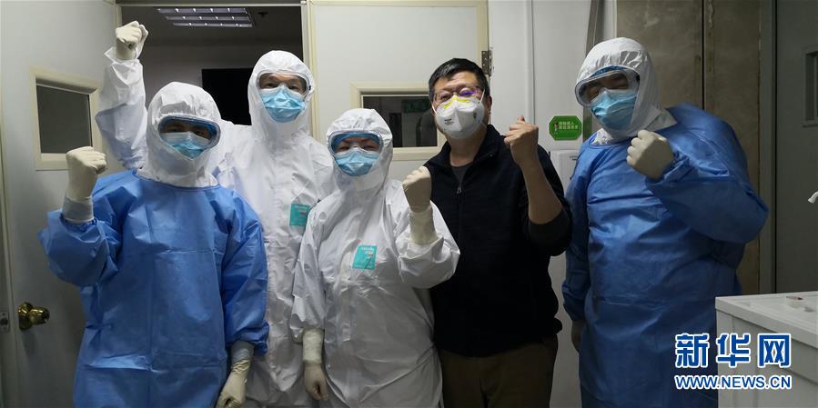 (在習近平新時代中國特色社會主義思想指引下——新時代新作為新篇章·習近平總書記關切事·圖文互動)(4)高擎利劍驅疫魔——科研攻關助力湖北戰“疫”記