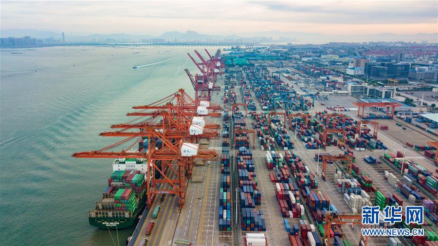 （在習(xí)近平新時(shí)代中國(guó)特色社會(huì)主義思想指引下&mdash;&mdash;新時(shí)代新作為新篇章&middot;習(xí)近平總書記關(guān)切事&middot;圖文互動(dòng)）（5）我家大門常打開&mdash;&mdash;經(jīng)濟(jì)特區(qū)全方位對(duì)外開放故事