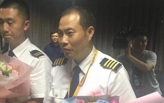 空中驚魂 奇跡備降！“英雄機組”太牛了