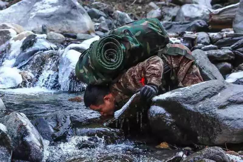 你是人間的大英雄！