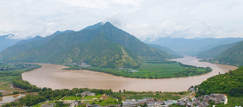 輕舟正過萬重山&mdash;&mdash;深入推動長江經濟帶發展述評