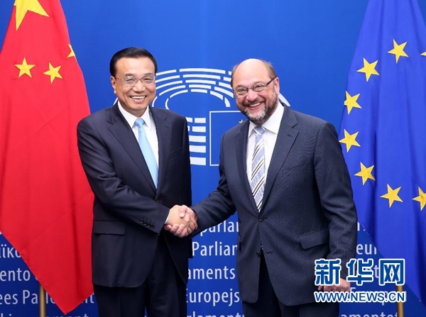 當?shù)貢r間6月29日上午，國務院總理李克強在布魯塞爾會見歐洲議會議長舒爾茨。 新華社記者 龐興雷 攝