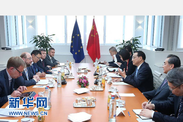 當?shù)貢r間6月29日上午，國務院總理李克強在布魯塞爾會見歐洲議會議長舒爾茨。 新華社記者 龐興雷 攝