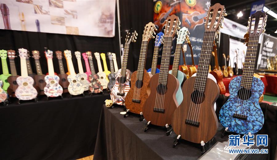 （國際&middot;圖文互動(dòng)）（4）通訊：中國樂器在美國樂器展上&ldquo;奏響強(qiáng)音&rdquo;