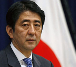 2013，安倍的&ldquo;狂人日記&rdquo;